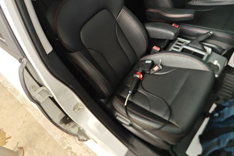 Used Haval H6 2015 Upgraded Model 1.5T Manual Two-Wheel Drive Elite Version