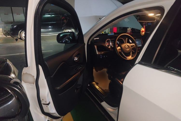 Used Jeep Cherokee 2016 2.4L Superior Edition