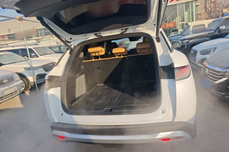 Used BYD Song L DM-i 2024 160km Beyond Edition
