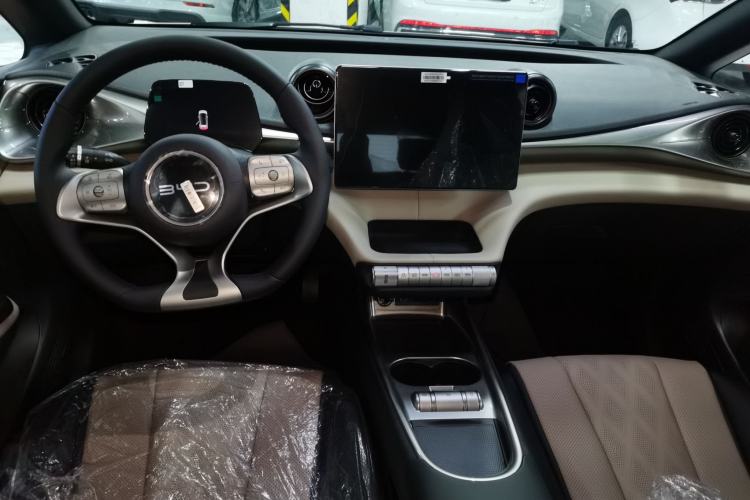 Used BYD Dolphin 2025 420km Free Edition Center Console