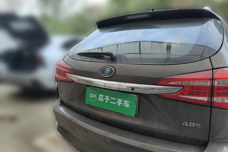 Used BYD Tang New Energy 2017 2.0T All-Wheel Drive Hyatt Model
