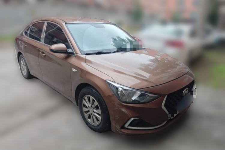 Used Hyundai Celesta 2018 1.6L Automatic GL Enjoyment Version China V Standard Front Right 45 Deg
