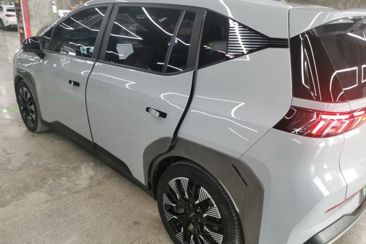 Used AION Y 2022 70 Tech Edition Lithium Iron Phosphate