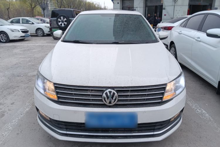 Used Volkswagen Lavida 2017 1.6L Automatic Comfort Edition
