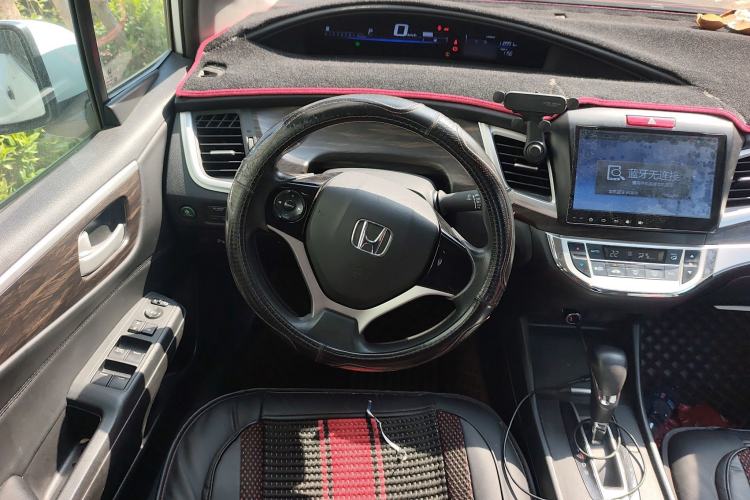 Used Honda Jade 2017 1.8L automatic Comfort version 5 seats