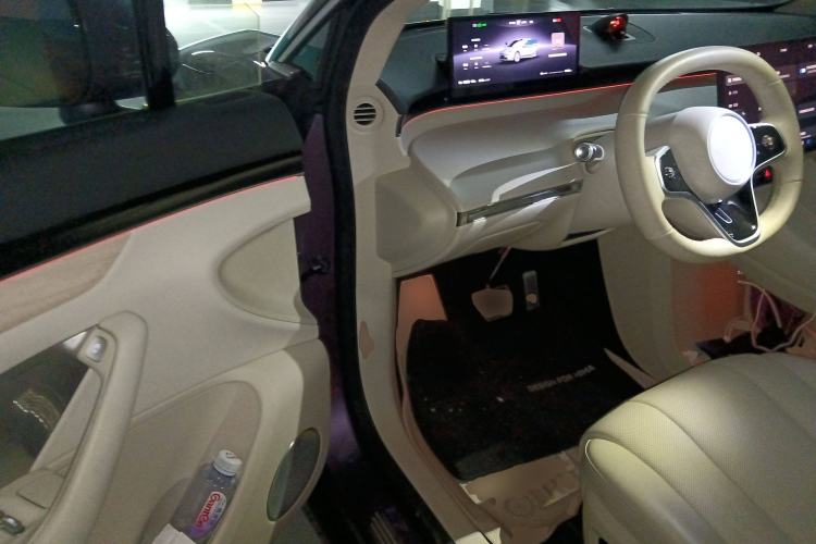 Used Hima Luxeed R7 2024 All-Electric 667 km Max