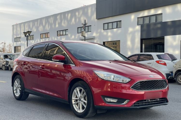 Used Ford Focus 2017 Hatchback 1.6L Automatic Fashion Edition Smart Drive Version Exterior 10