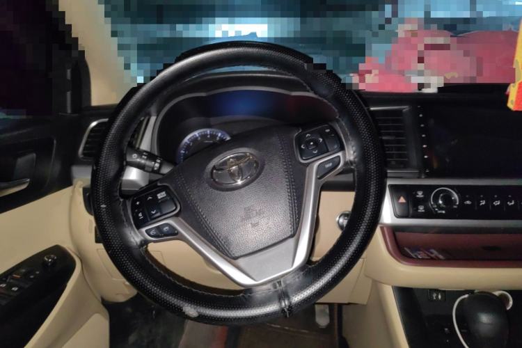 Used Toyota Highlander 2015 2.0T Two-Wheel Drive Elite Edition 7 Seats