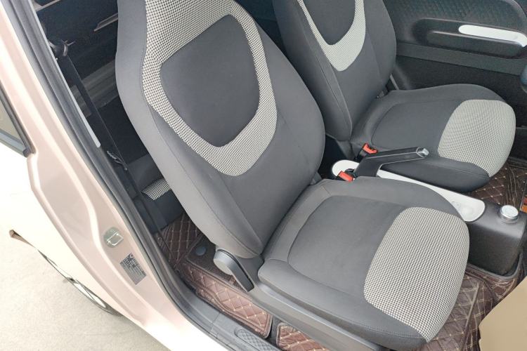 Used Wuling Hongguang MINIEV 2024 3rd Generation 215km Advanced Version Right Front Seat