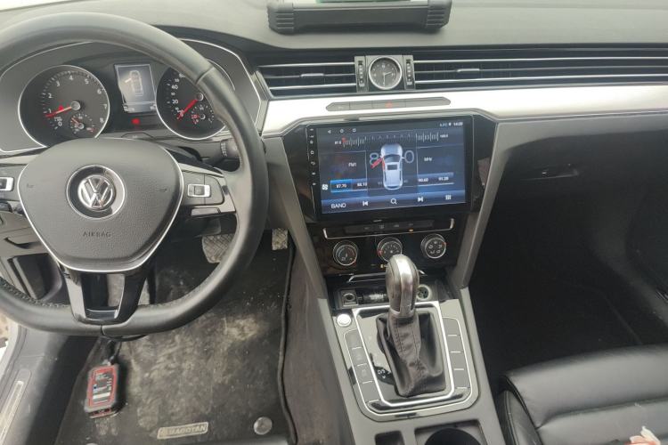 Used Volkswagen Magotan 2018 330TSI DSG Advanced Model