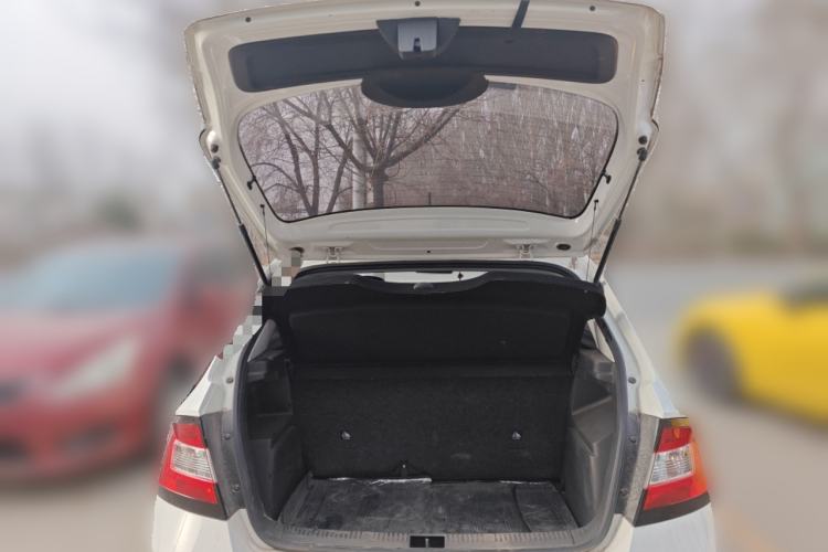 Used Skoda Fabia 2016 1.4L Automatic Car Enjoy Edition Trunk