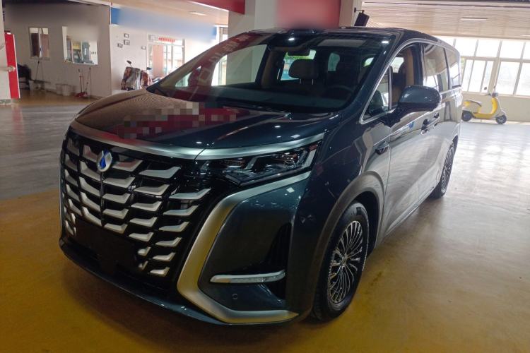 Used Denza D9 2025 DM-i Intelligent Drive 1020 Four-Wheel Drive Flagship Model