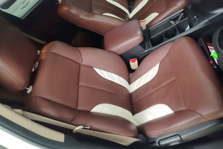 Used Honda CR-V 2015 2.0L two-wheel drive Fashion Edition Right Front Seat