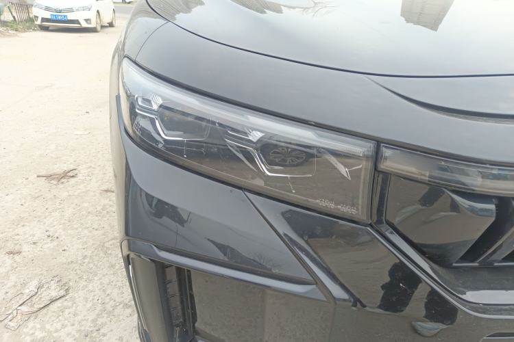 Used VOYAH FREE 2024 Ultra-Long Range Intelligent Driving Version Right Front Headlight