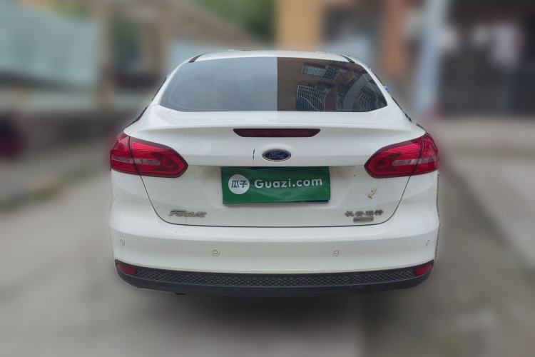 Used Ford Focus 2015 Sedan EcoBoost 125 Manual – Ultra-Style Edition Rear