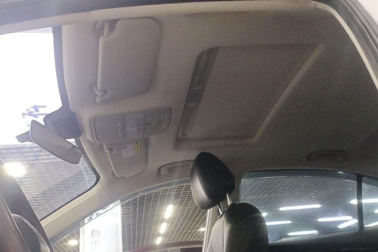 Used Roewe i5 2021 Revised Version 1.5L CVT Diamond Edition
