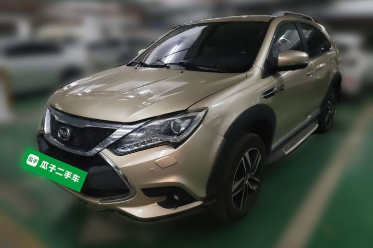 Used BYD Tang New Energy 2015 2.0T Four-Wheel-Drive Flagship Model