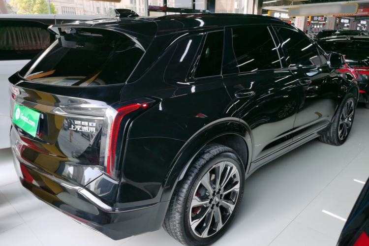 Used Cadillac XT5 2025 2.0T Platinum Edition