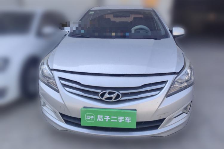 Used Hyundai Verna (older generation) 2014 1.4L Manual Smart GLS Trim
