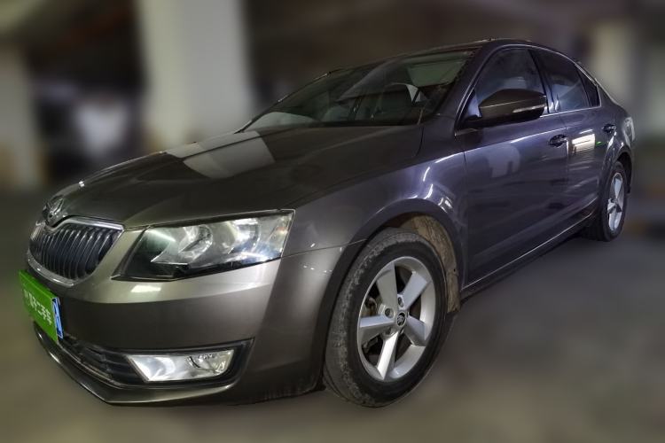 Used Skoda Octavia 2015 1.6L Automatic Eado Edition