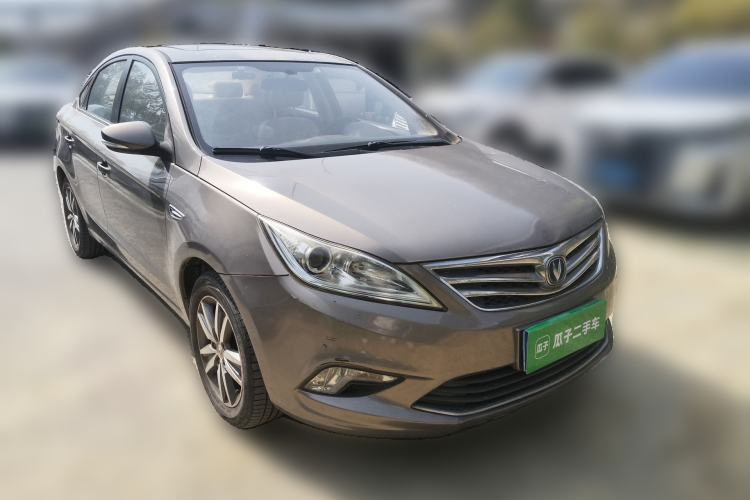 Used CHANGAN Eado 2015 1.6L Manual Luxury Model China IV Standard