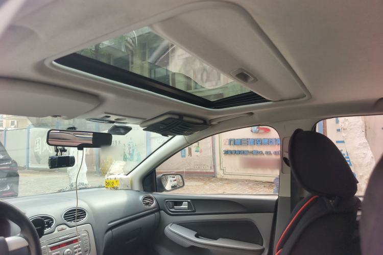 Used Ford Focus 2013 Hatchback Classic 1.8L Automatic Millionth Anniversary Edition
