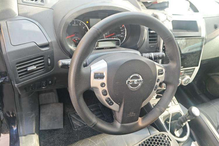 Used Nissan X-Trail 2012 2.5L Manual Luxury Edition 4WD
