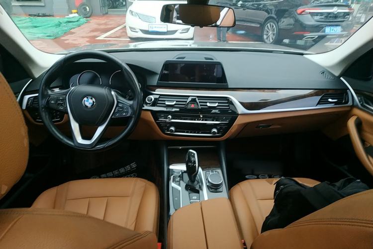 Used BMW 5 Series 2018 528Li Launch Special Edition
