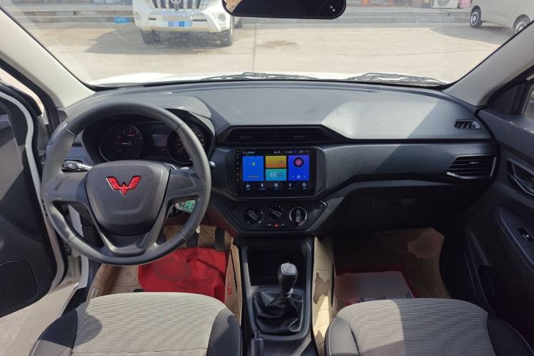 Used Wuling Hongguang 2021 1.5L Revised S Base Version with Electric Power Steering LAR