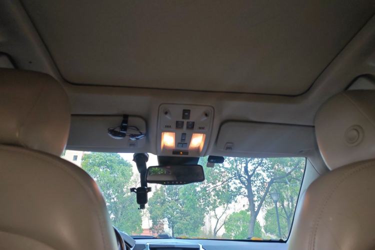 Used Cadillac SRX 2011 3.0L Flagship Edition
