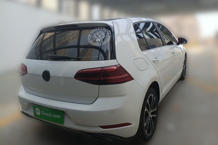 Used Volkswagen Golf 2018 280TSI Automatic R-Line Model Rear Right 45 Deg