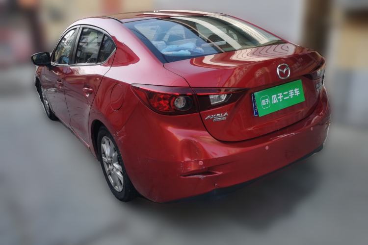 Used Mazda 3 Axela 2016 Sedan 1.5L Automatic Comfort Model