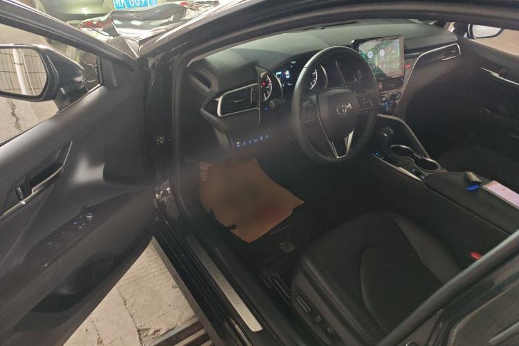 Used Toyota Camry 2021 2.0G Luxury Edition Driver Seat