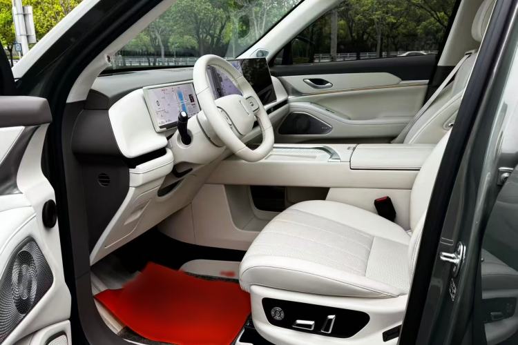 Used Wey Lanshan 2025 Four-Wheel Drive Ultra Interior 3