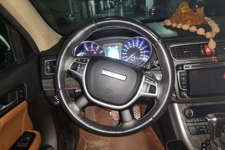 Used Haval H8 2015 2.0T Two-Wheel Drive Comfort Version
