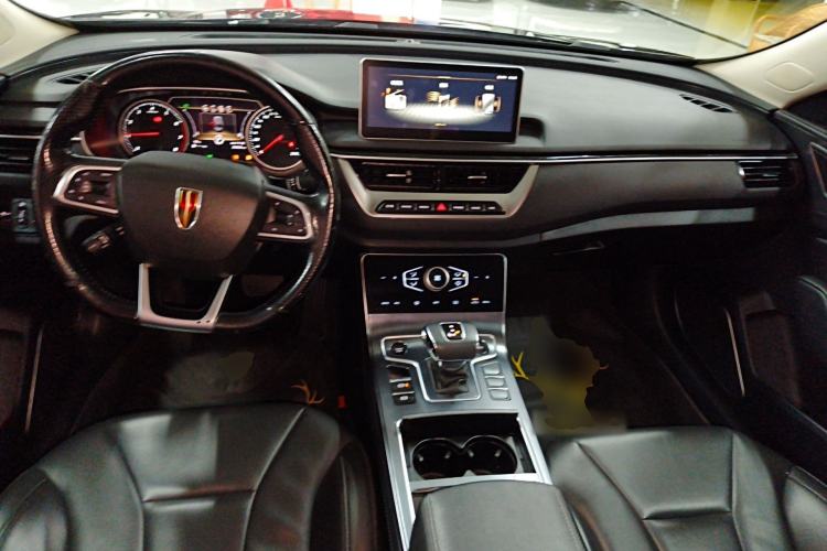 Used Hongqi H5 2022 Classic Model Facelift 1.5T DCT Qiyun Edition Center Console