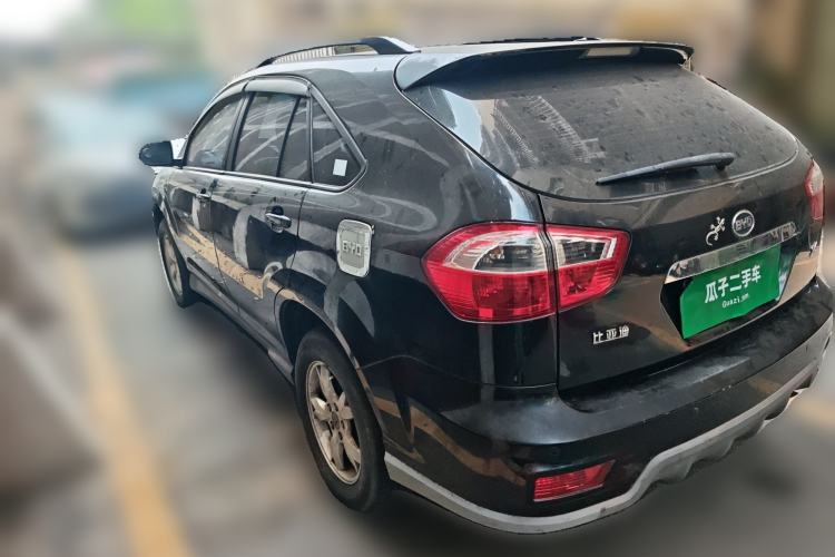 Used BYD S6 2012 2.4L Automatic Luxury Edition
