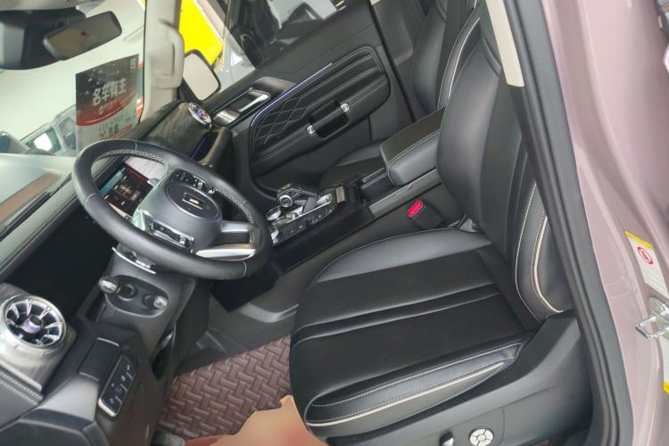 Used Tank 300 2023 City Edition 2.0T—Stylish as Ever
