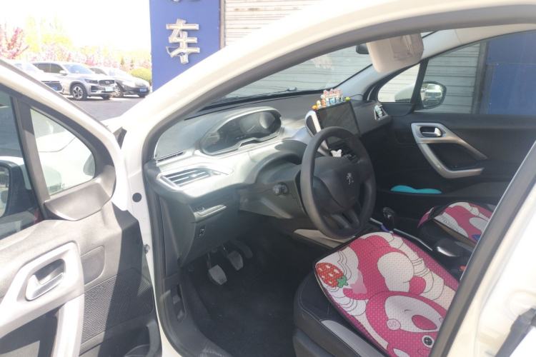 Used Peugeot 2008 2014 1.6L Manual Trend Edition Driver Seat