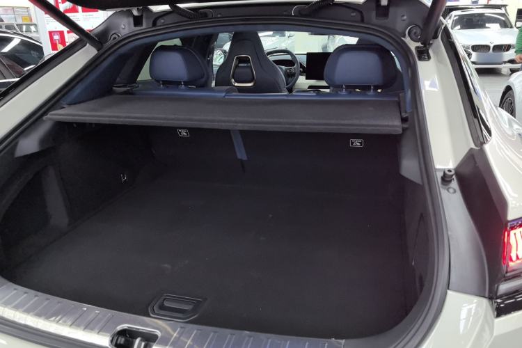 Used Zeekr 001 2025 YOU Edition 100 kWh All-Wheel Drive
