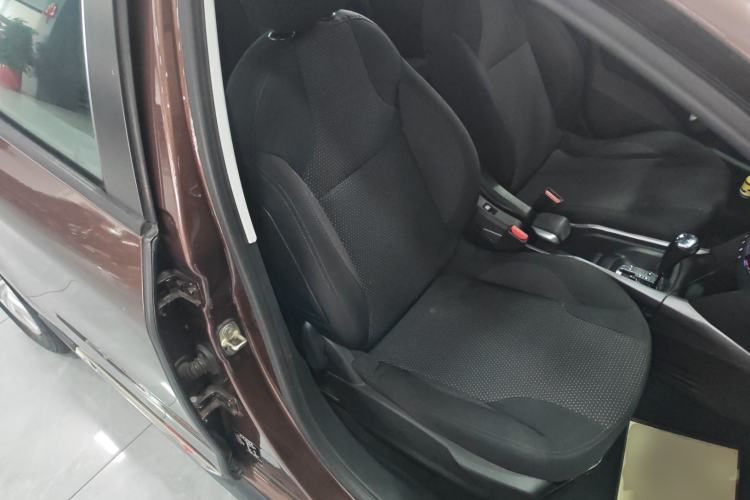 Used Peugeot 2008 2014 1.6L Automatic Fashion Edition