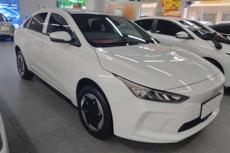 Used Geometry A 2024 500KM Travel Edition
