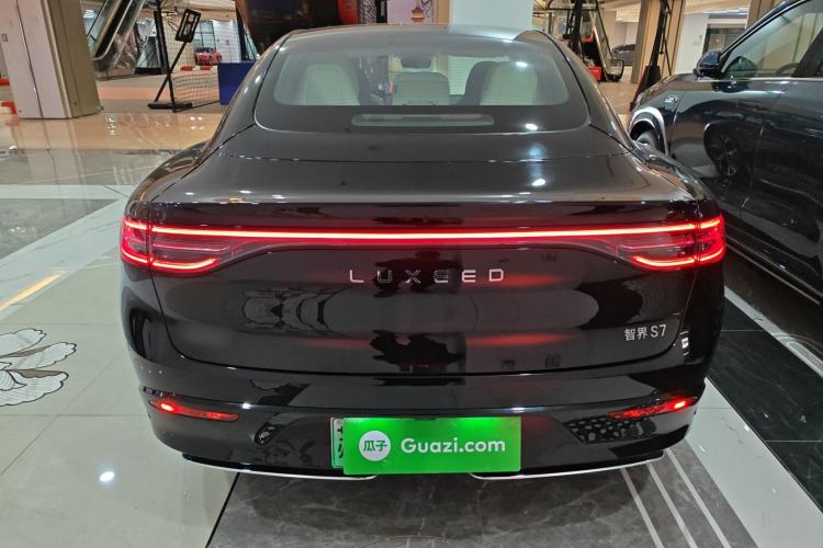 Used Hima Luxeed S7 2024 Max+
