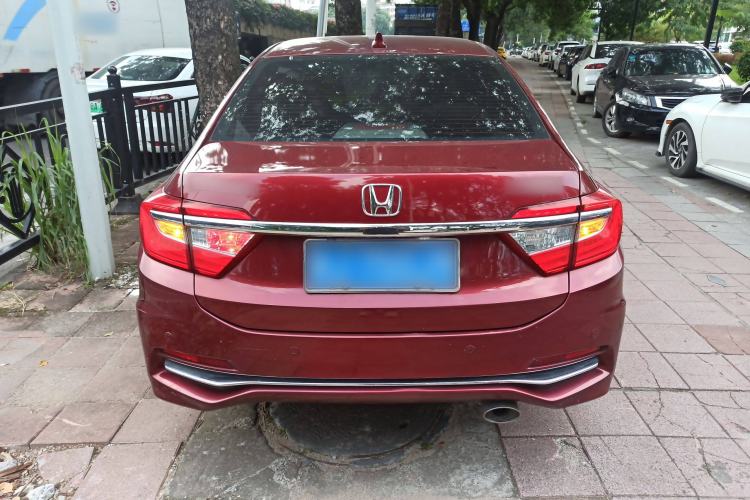 Used Honda Crider 2016 1.8L CVT Luxury Edition

