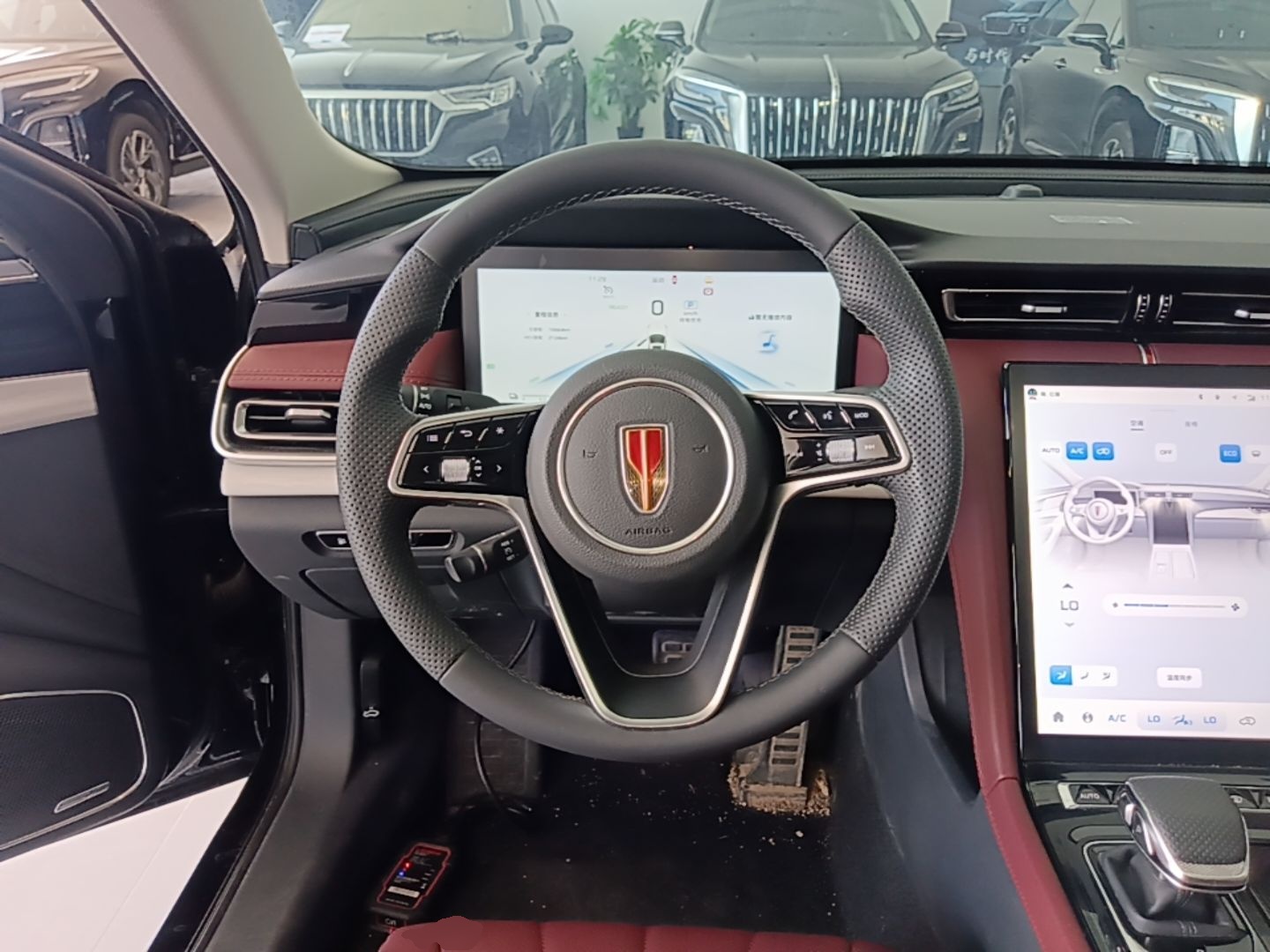 Hongqi H5 PHEV 2025 130 Super Hybrid Version — снимка 13