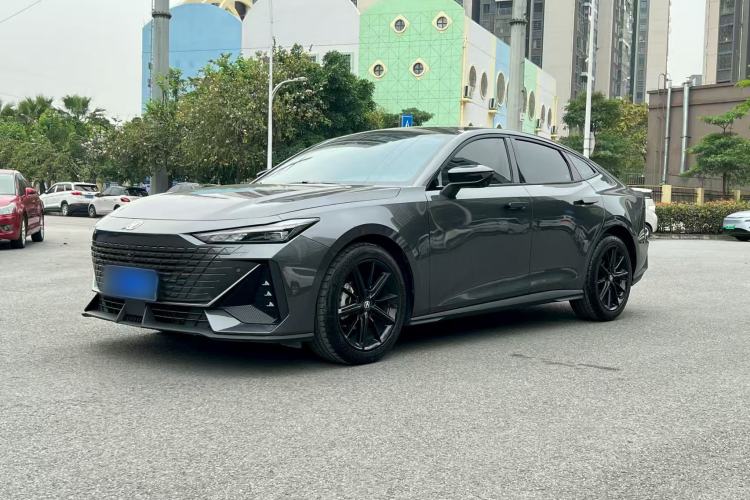 Used CHANGAN UNI-V 2023 1.5T Prestige Model