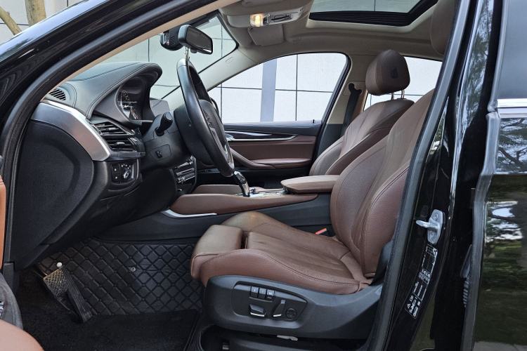 Used BMW X6 2015 xDrive28i
