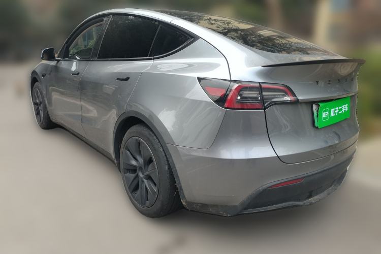 Used Tesla Model Y 2024 Rear-Wheel-Drive Version
