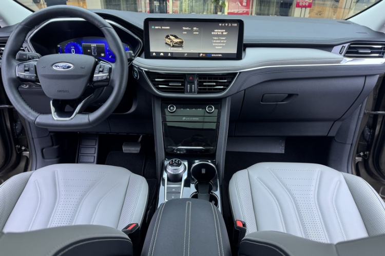 Used Ford Escape 2020 EcoBoost 245 Four-Wheel Drive Luxury Edition