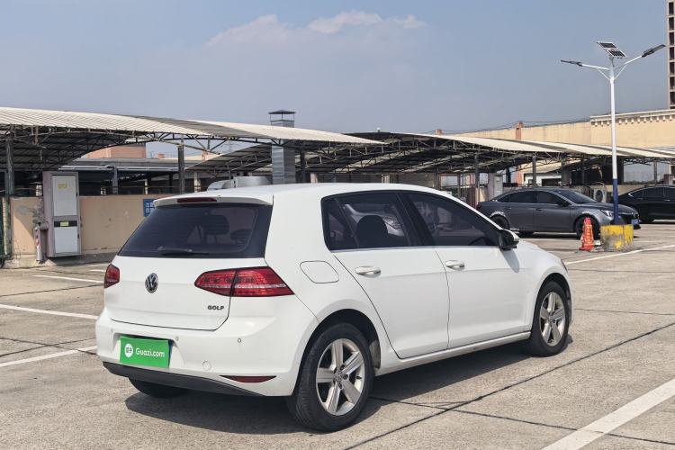 Used Volkswagen Golf 2016 1.6L Automatic Comfort Model Exterior 5